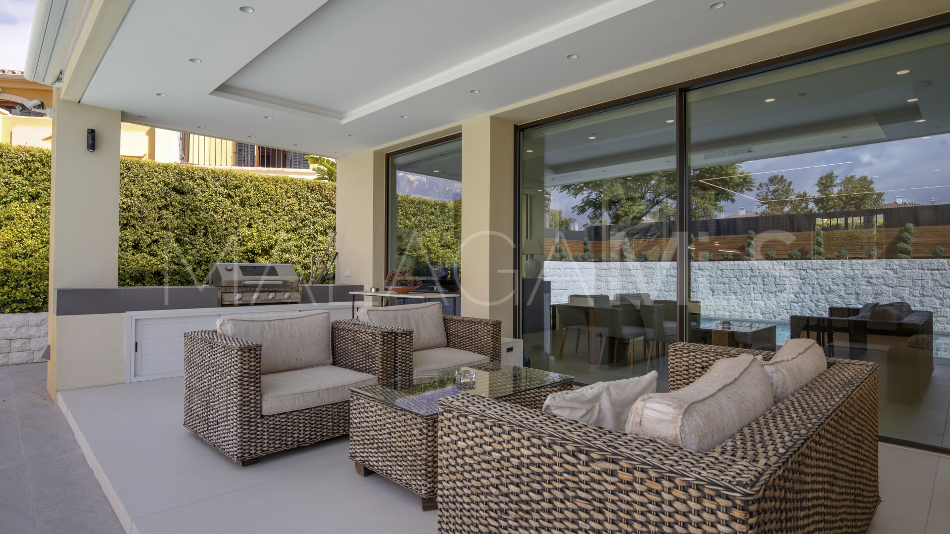 Villa for sale in Guadalmina Alta