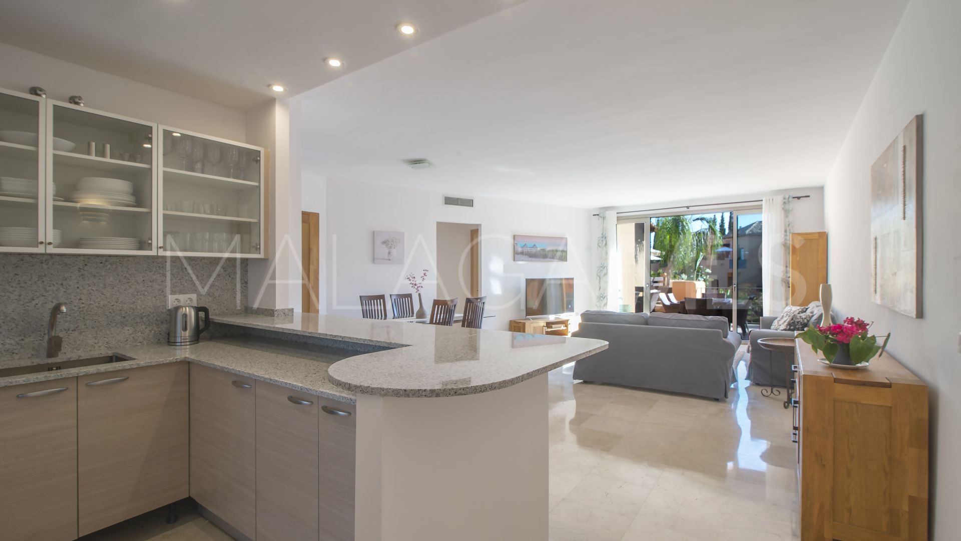 Appartement terrasse for sale in Estepona