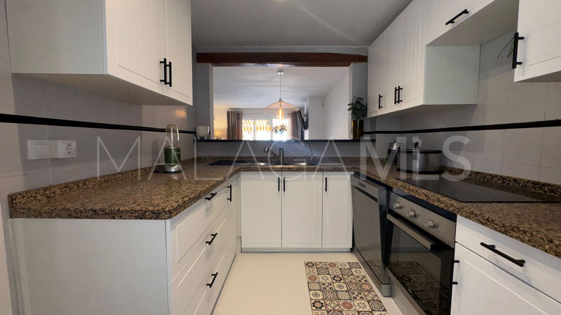 Maison de ville for sale in Estepona