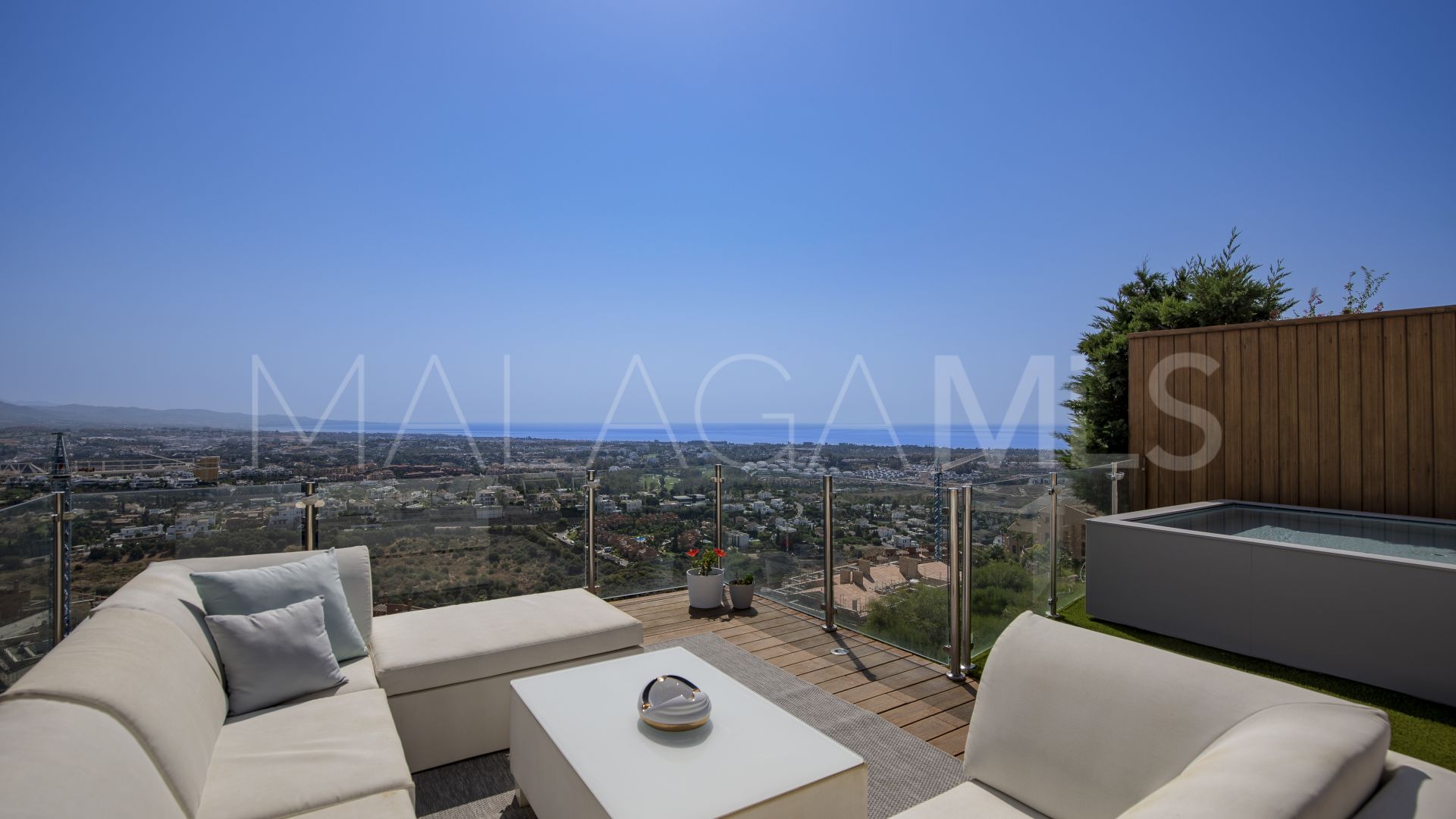 Radhus for sale in Benahavis