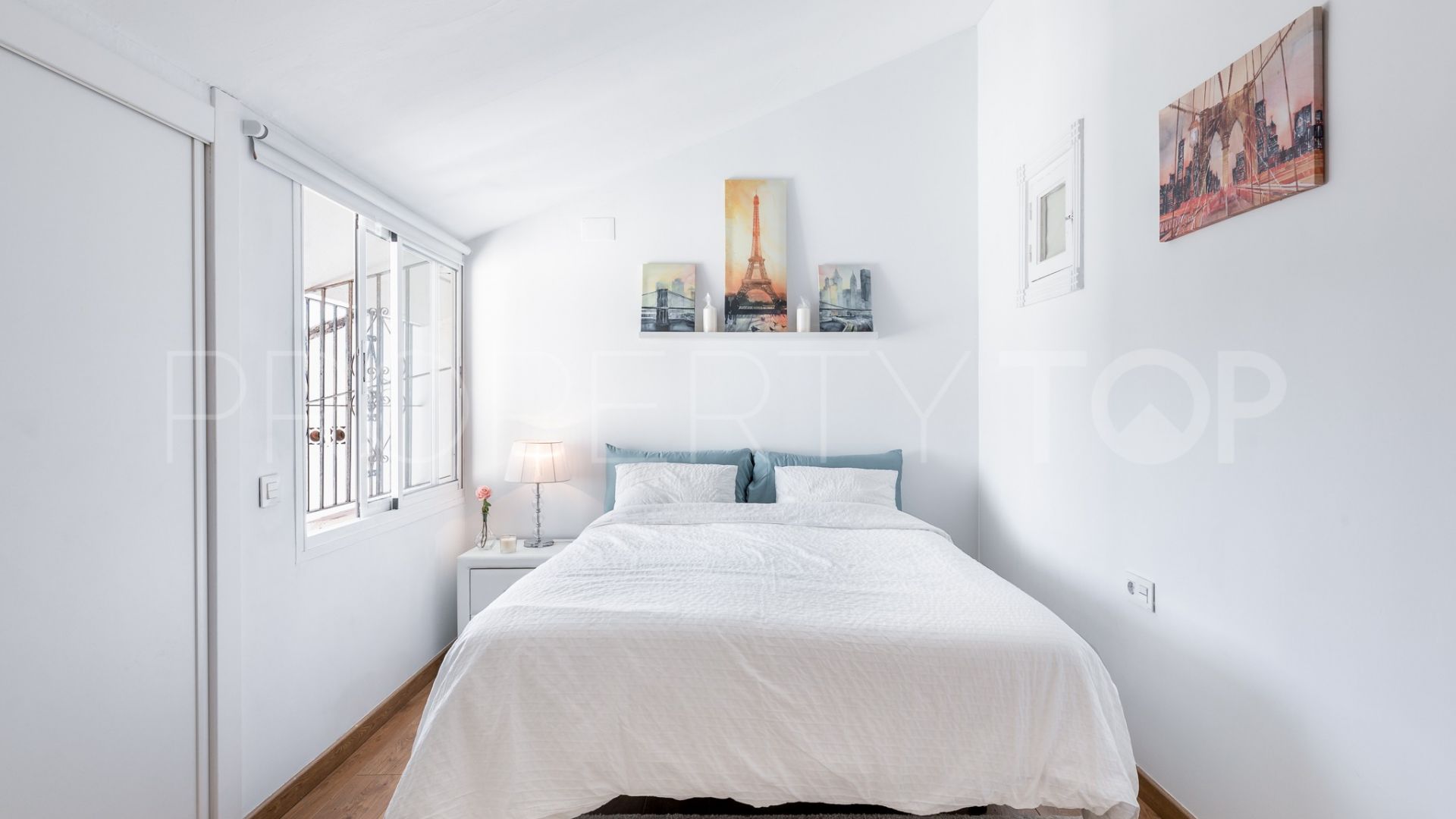 Se vende apartamento en Nueva Andalucia de 2 dormitorios