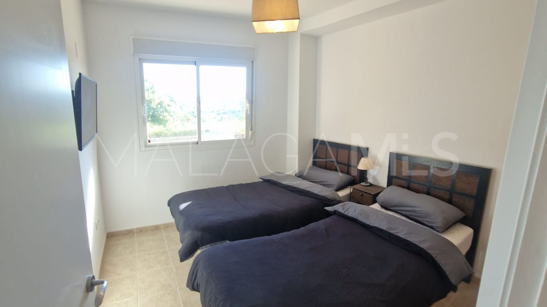 Se vende apartamento in Casares del Sol with 3 bedrooms