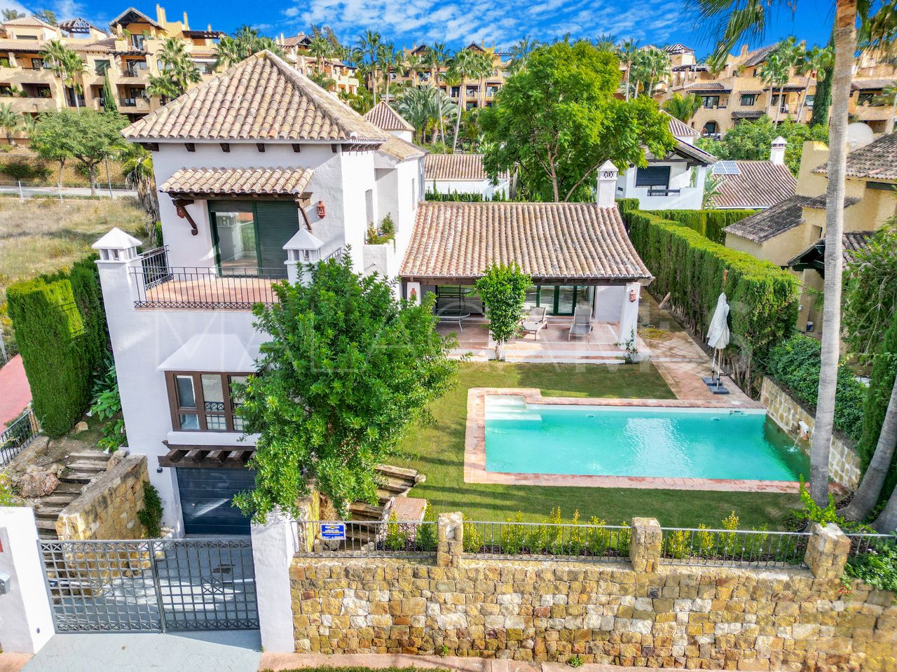 El Campanario, villa for sale with 5 bedrooms