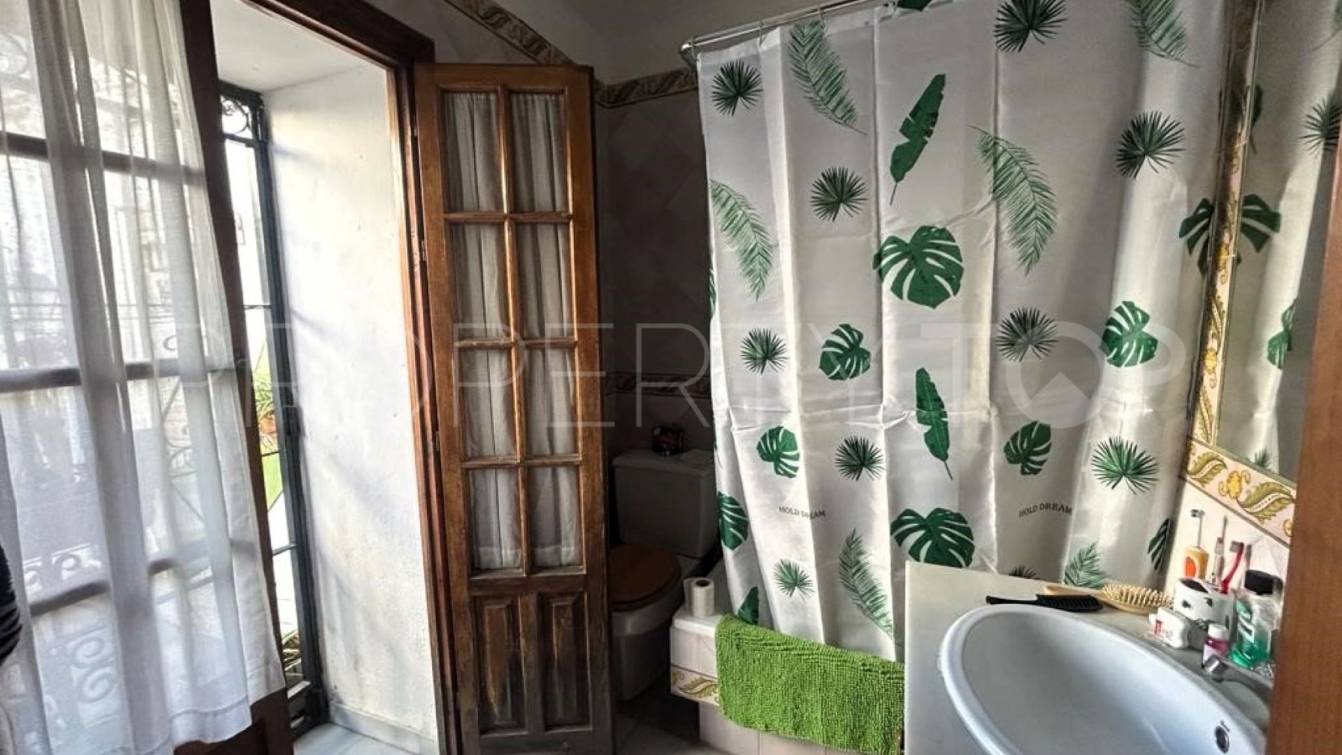 Casco antiguo town house for sale
