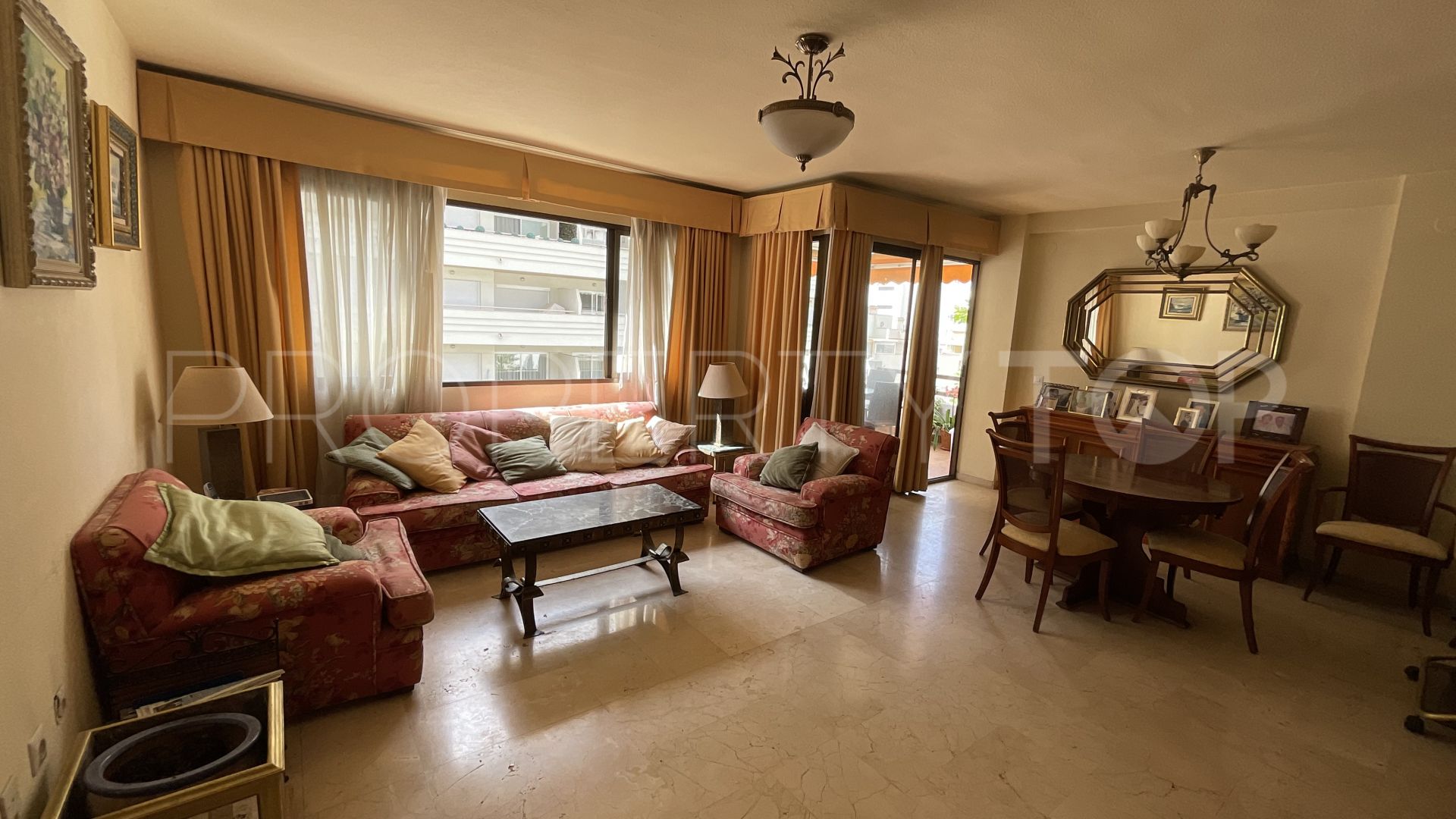 Buy Marbella Centro 3 bedrooms apartment