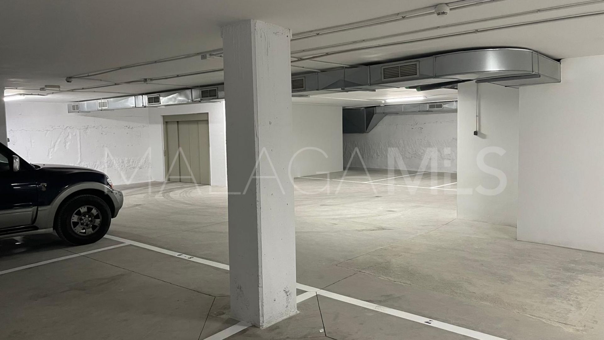 Commercial for sale in Malaga