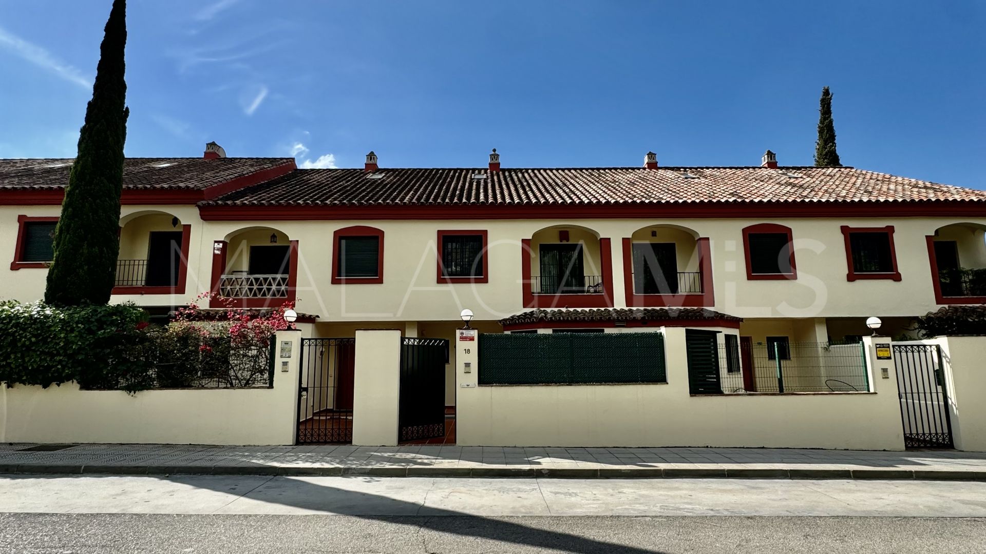 Maison de ville for sale in Jardines de Doña Maria