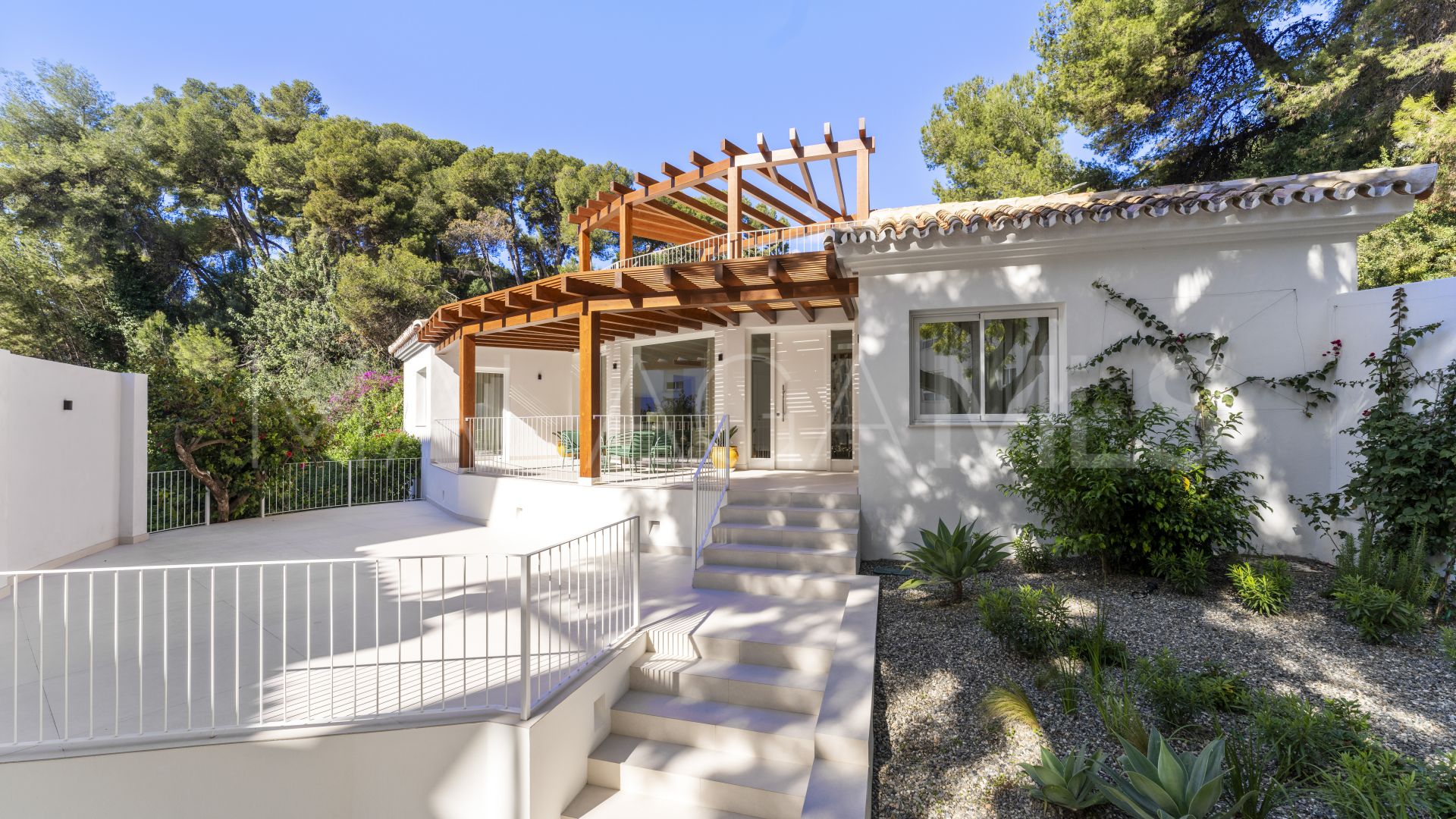 For sale villa with 3 bedrooms in Marbella Centro
