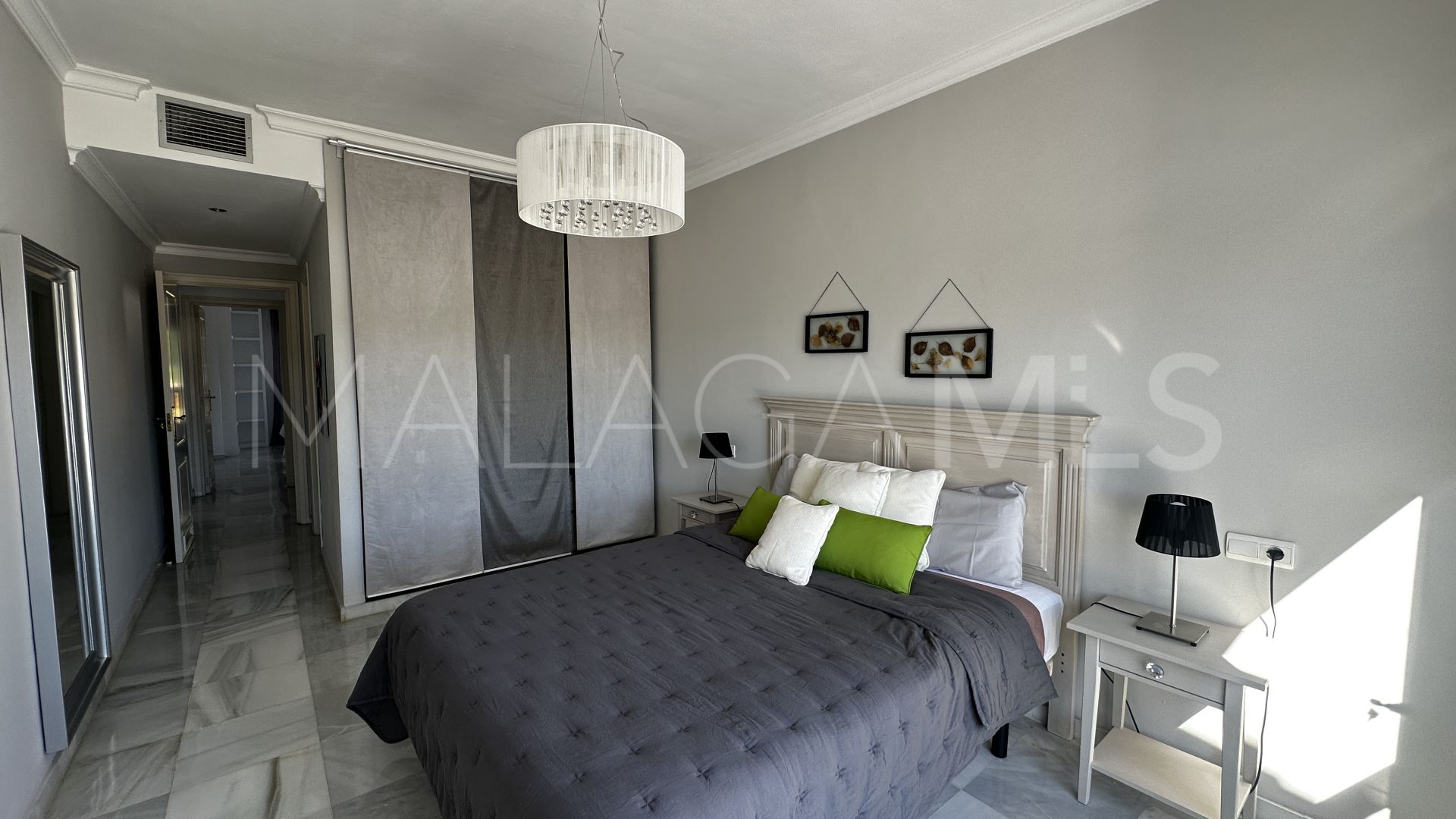 Buy apartment with 2 bedrooms in Señorio de Gonzaga