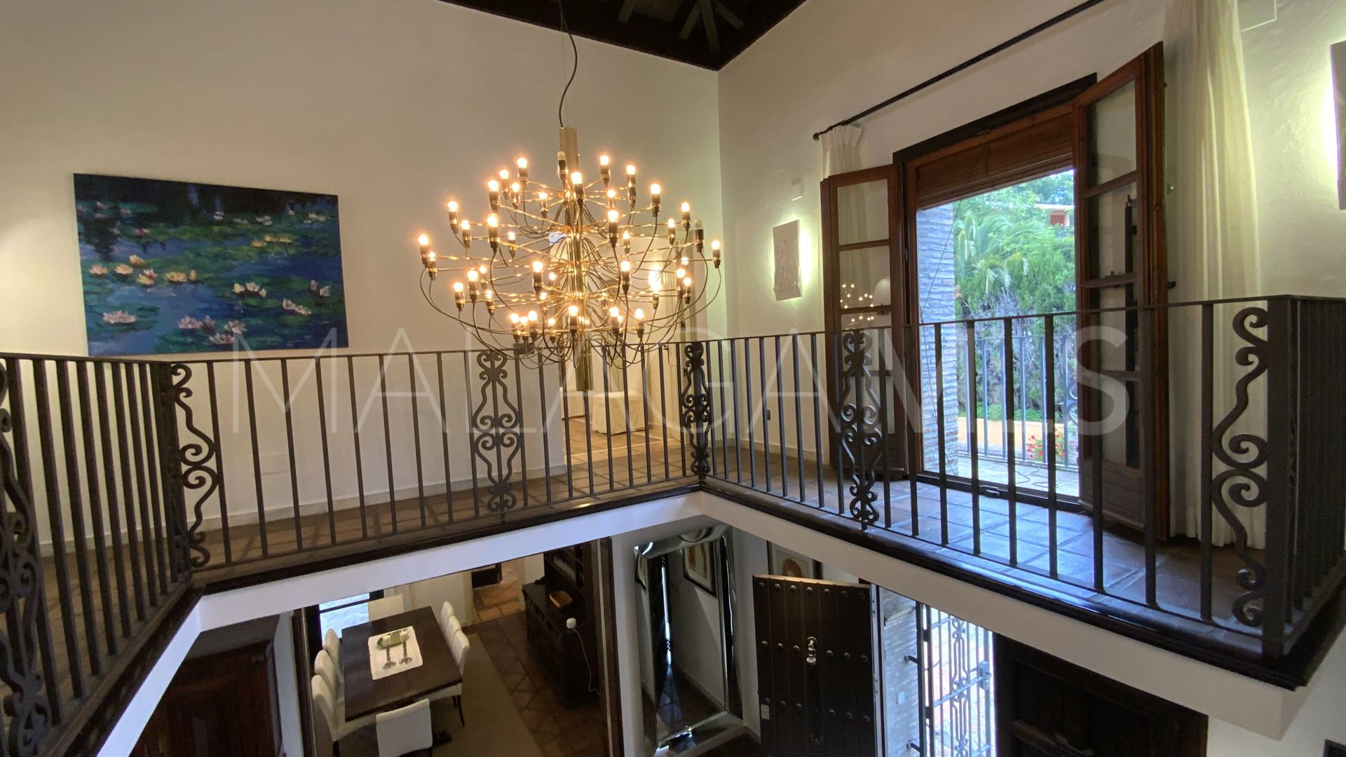 El Paraiso 4 bedrooms villa for sale