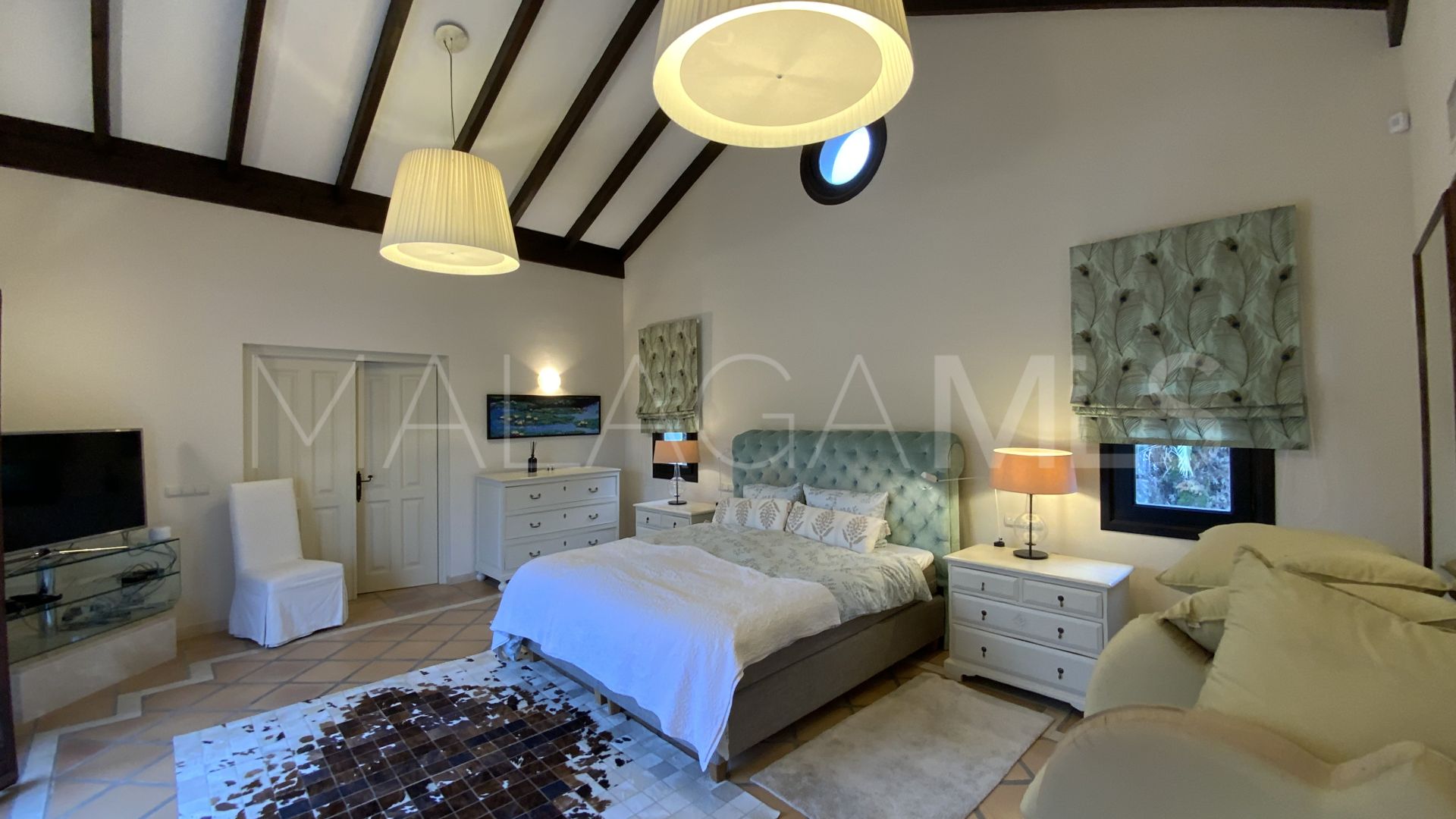 El Paraiso 4 bedrooms villa for sale