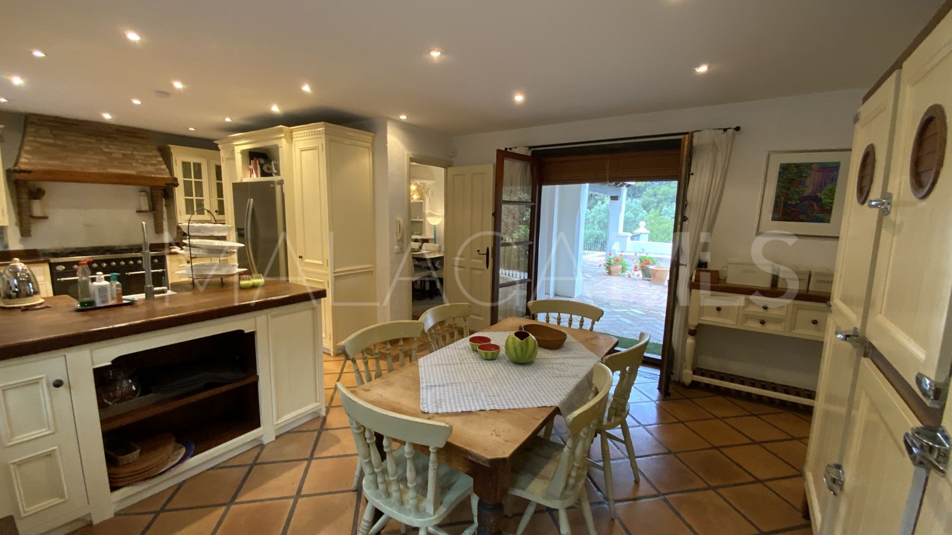 El Paraiso 4 bedrooms villa for sale