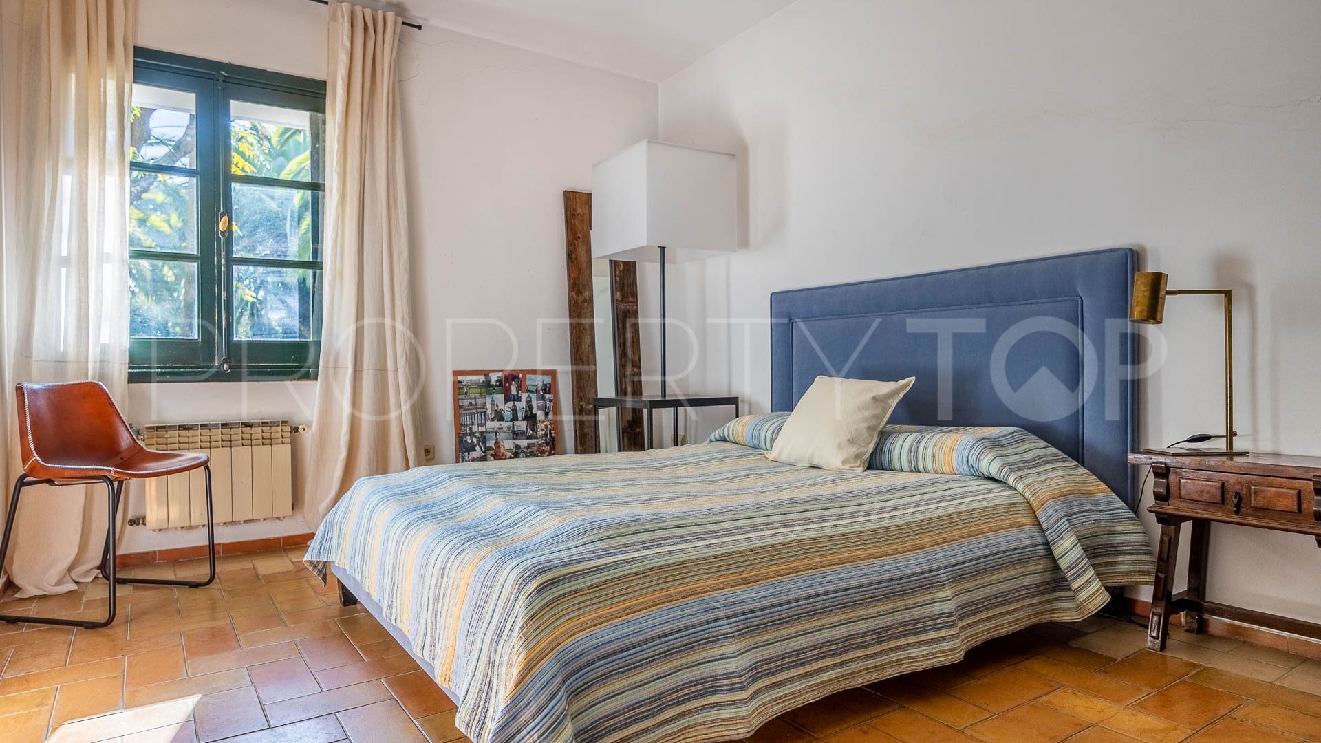 6 bedrooms house in Mairena del Aljarafe for sale
