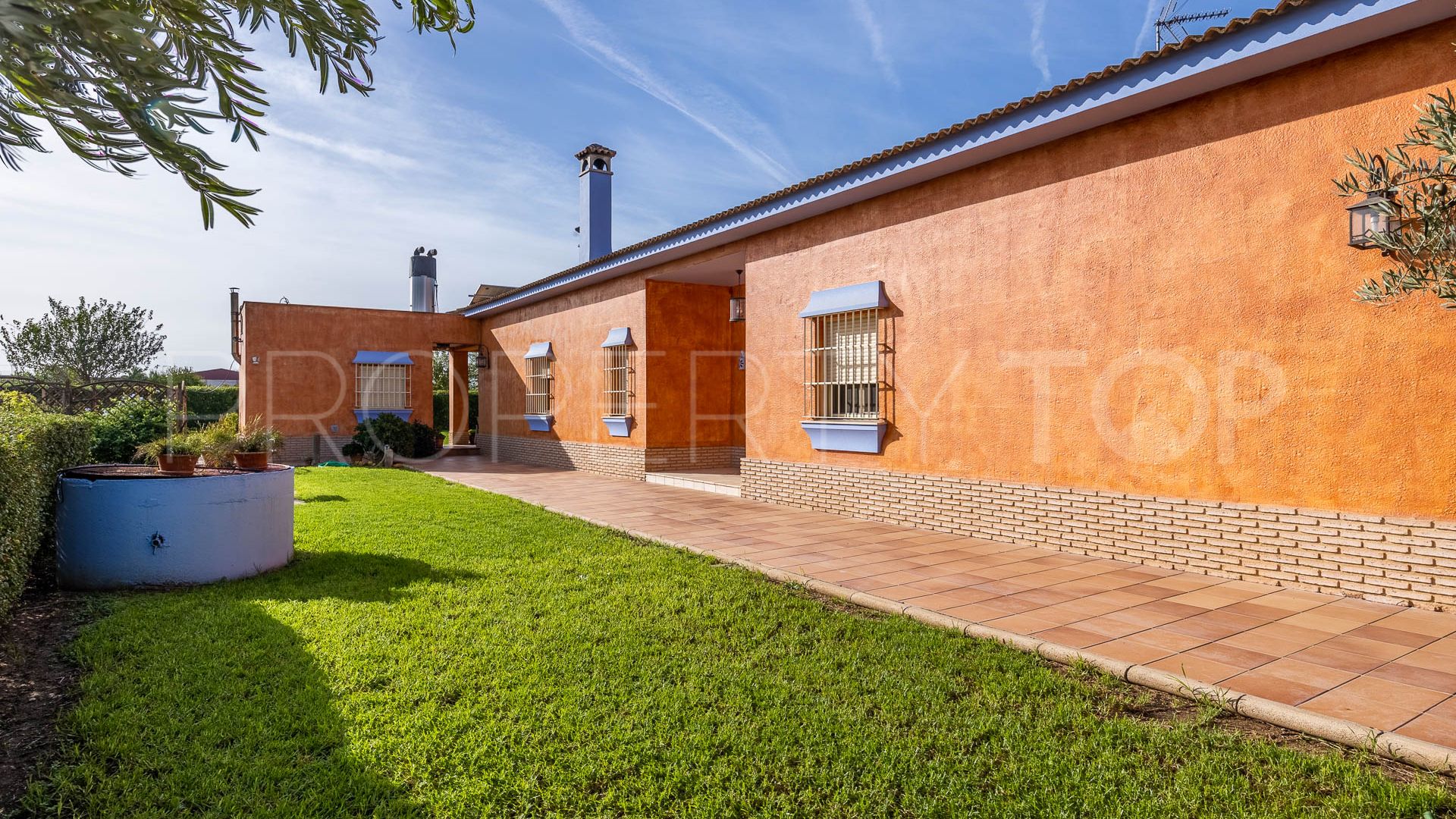 For sale house in Valdezorras - El Gordillo