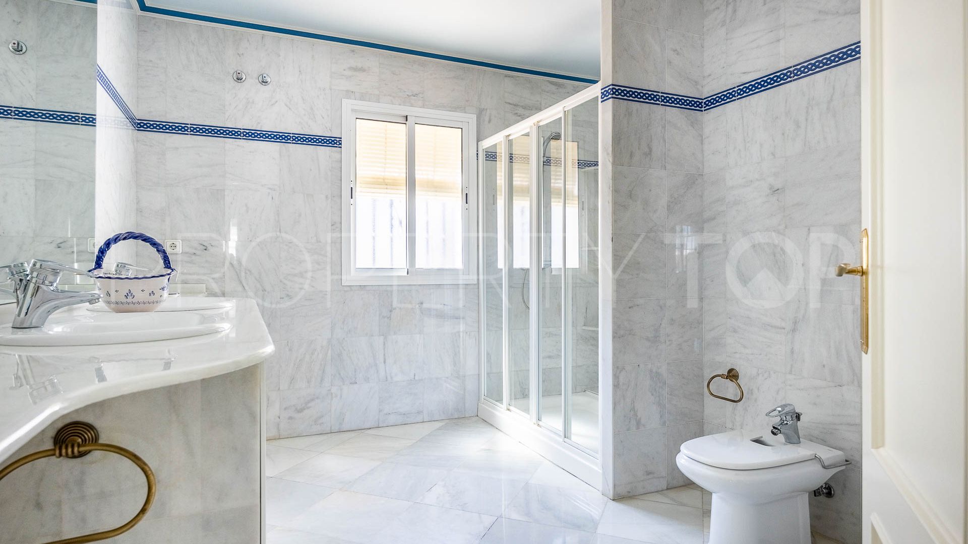Castilleja de la Cuesta 4 bedrooms house for sale