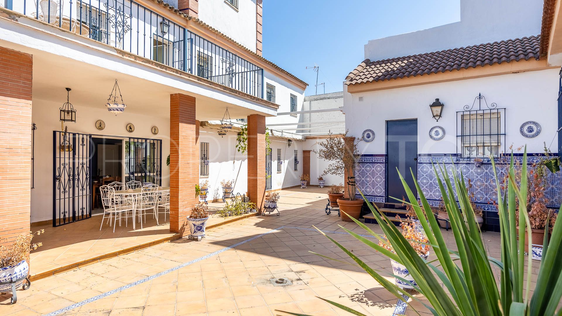 Castilleja de la Cuesta 4 bedrooms house for sale