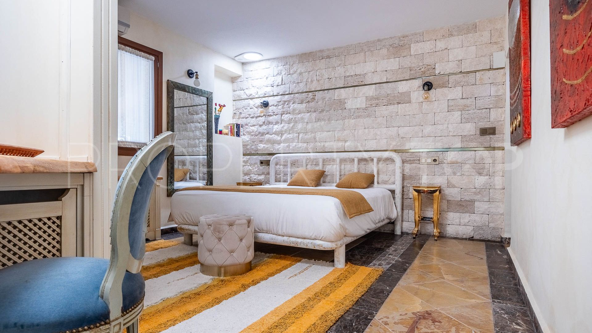 Chalet con 4 dormitorios en venta en Ronda