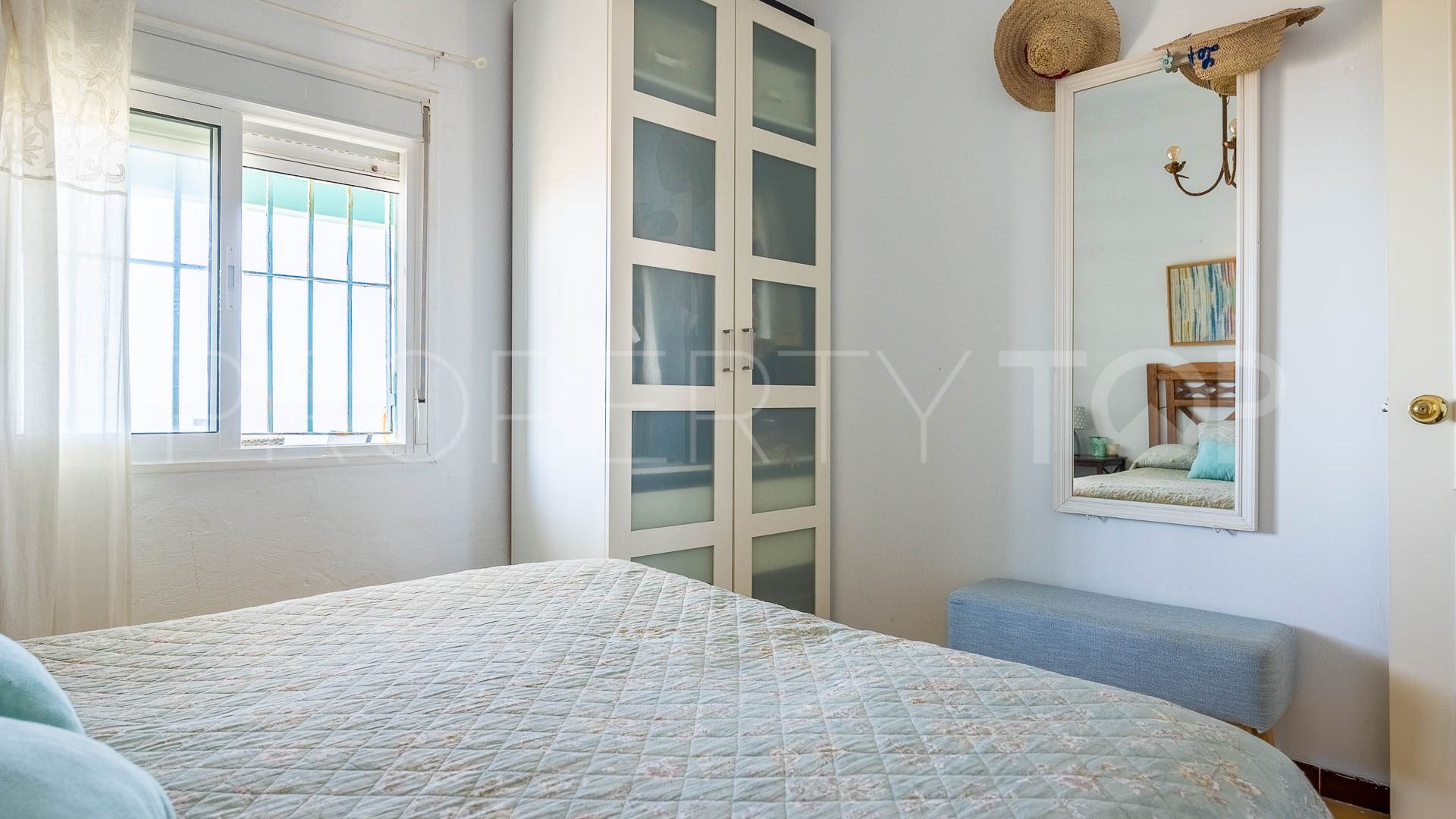 House in La Antilla Islantilla 6BR, 2BA, 254m², 610m² plot, €595k