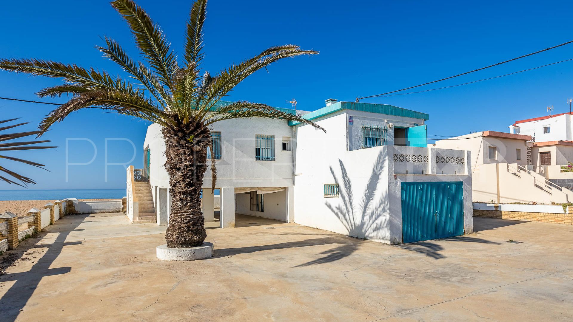 House in La Antilla Islantilla 6BR, 2BA, 254m², 610m² plot, €595k