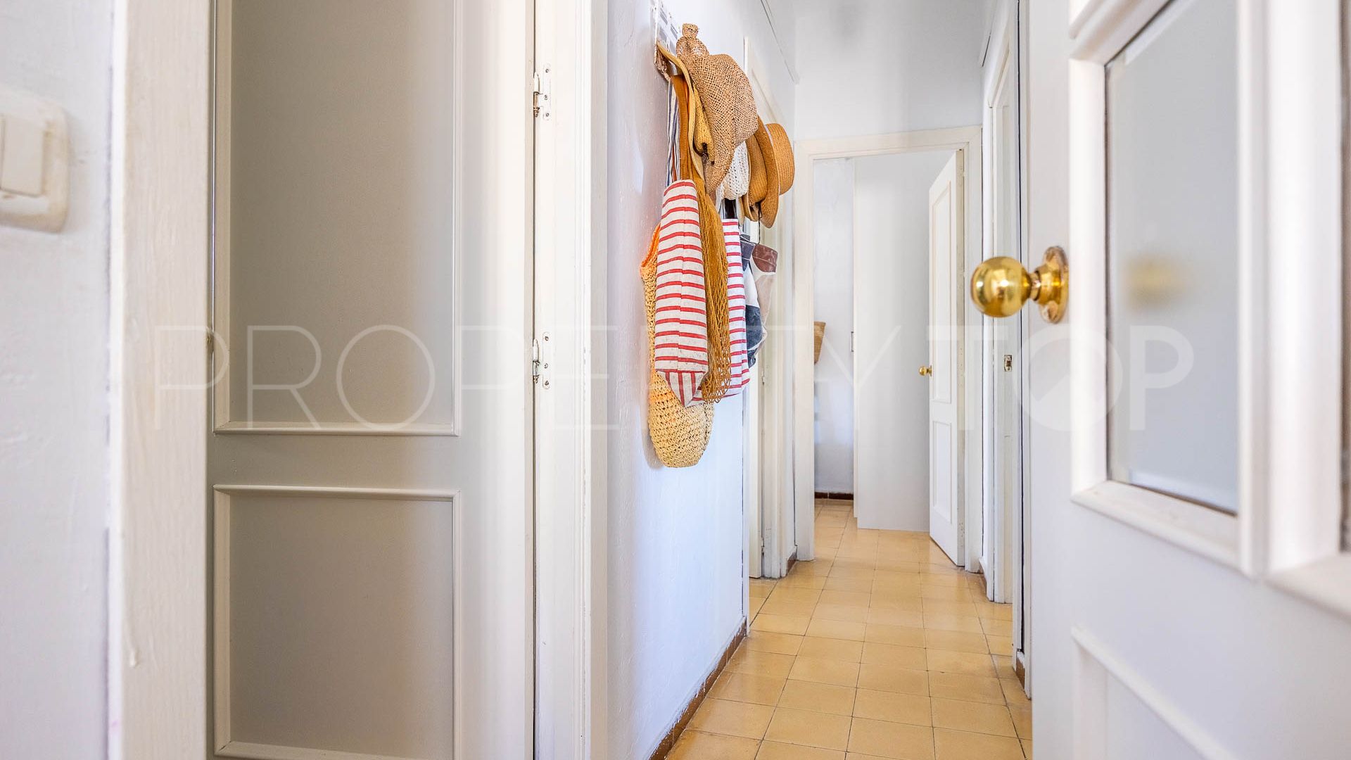 House in La Antilla Islantilla 6BR, 2BA, 254m², 610m² plot, €595k