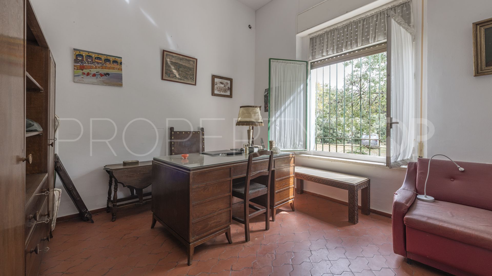 Hinojos estate for sale