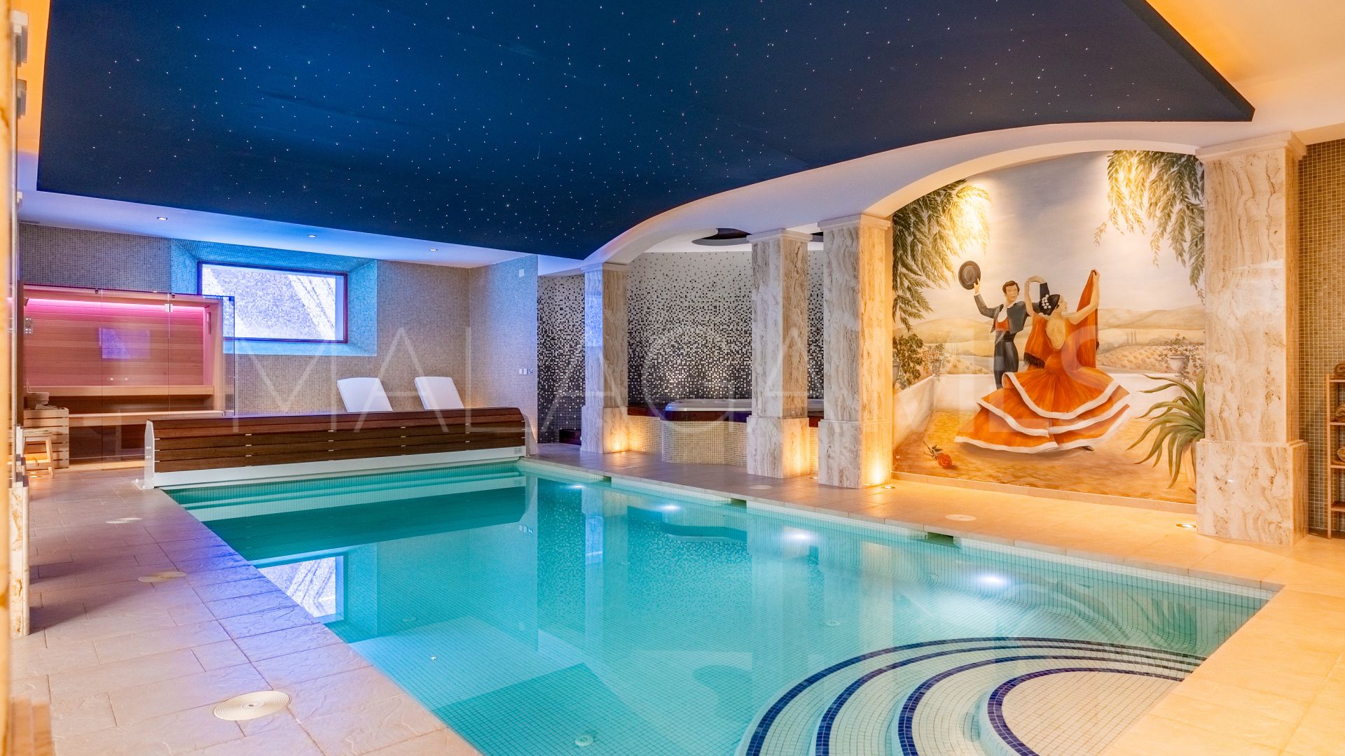 Villa for sale in Benahavis Centro