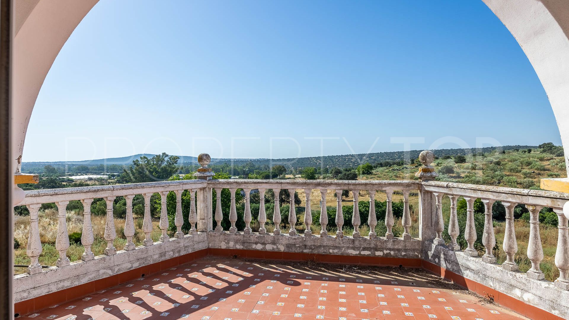 Se vende finca en Castilblanco de los Arroyos