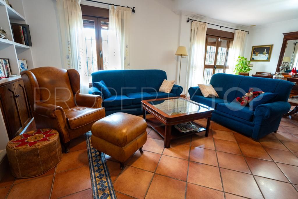 For sale house with 5 bedrooms in Mairena del Aljarafe