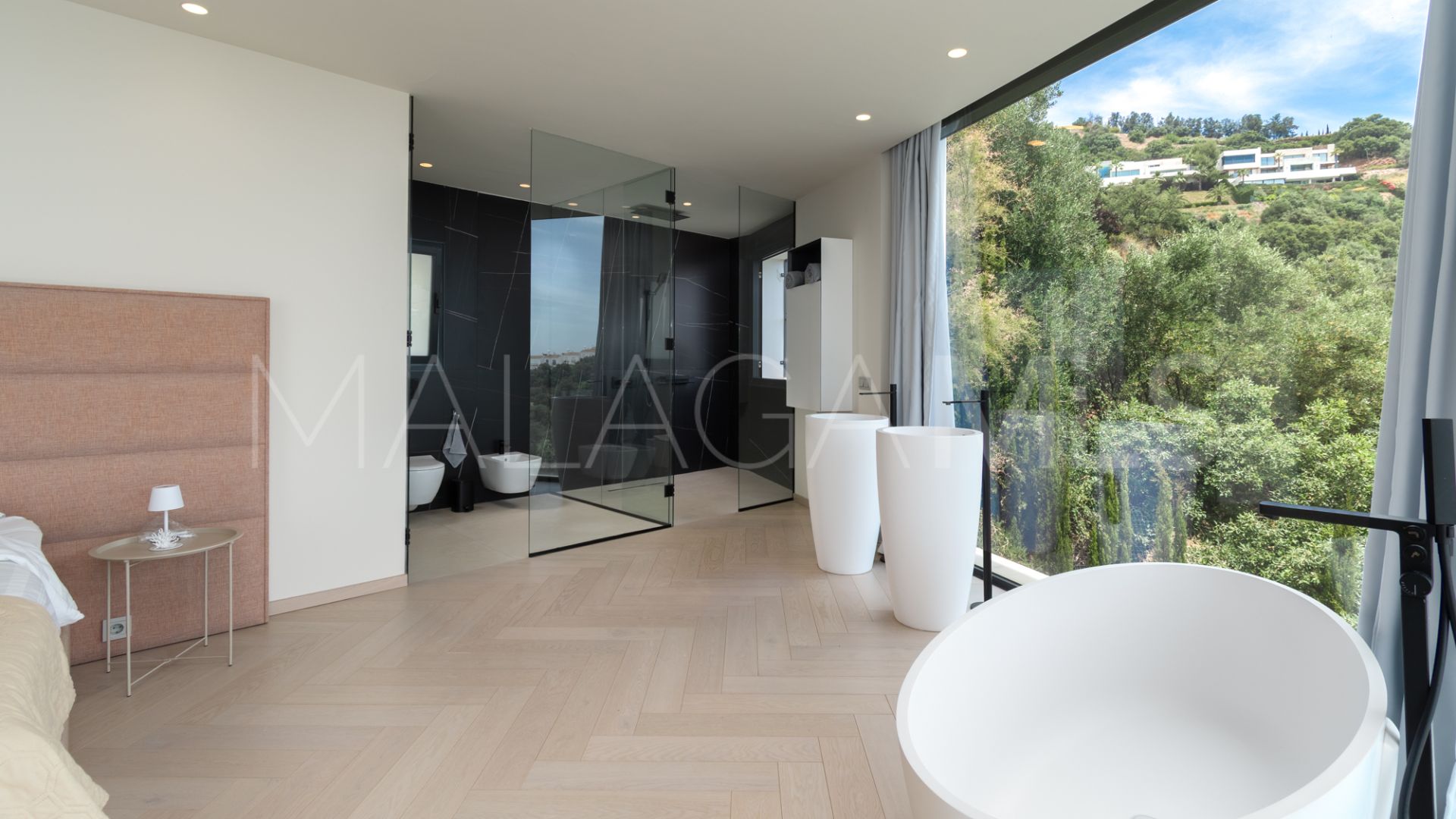 Se vende villa in Los Altos de los Monteros de 4 bedrooms
