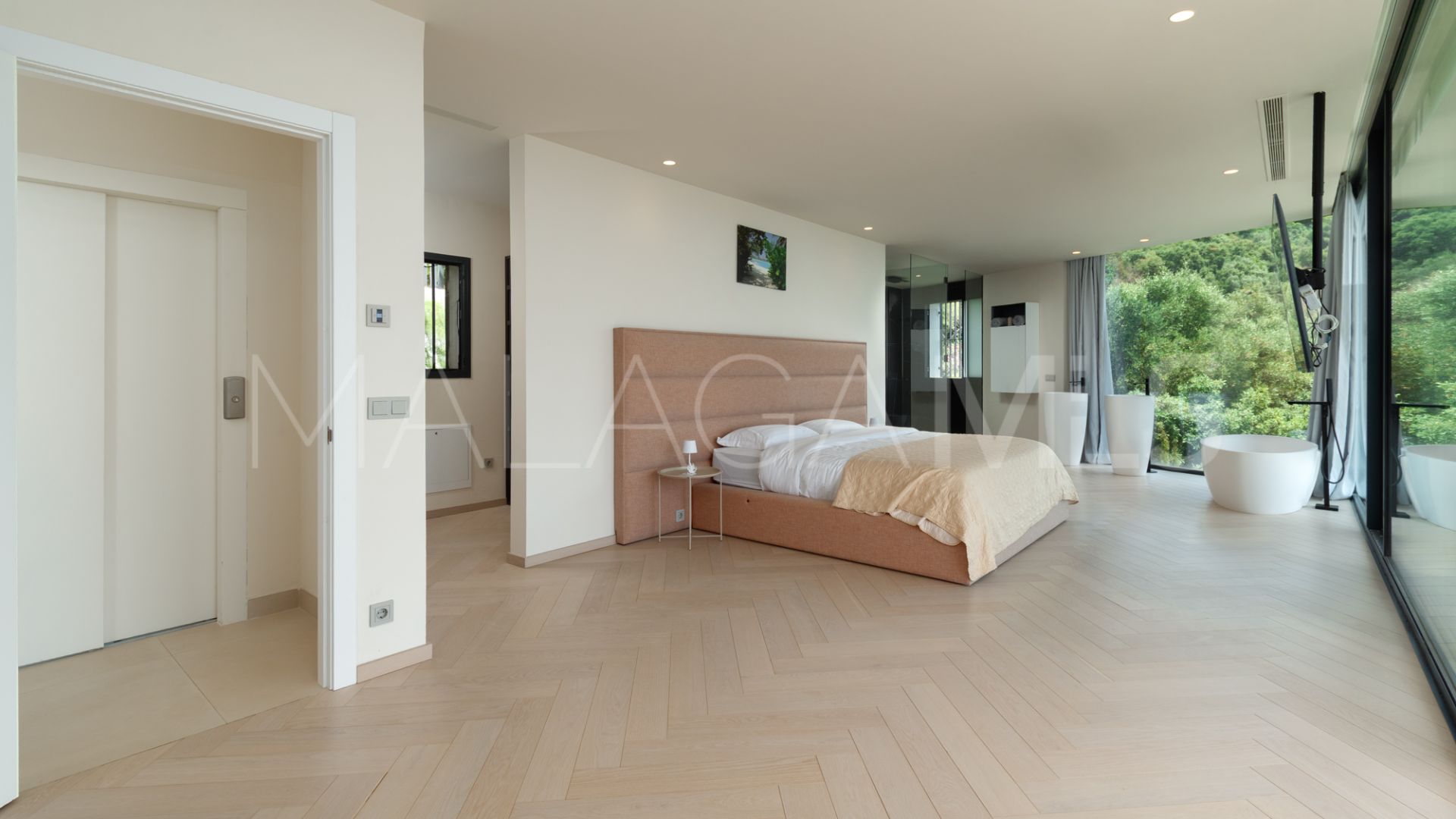 Se vende villa in Los Altos de los Monteros de 4 bedrooms