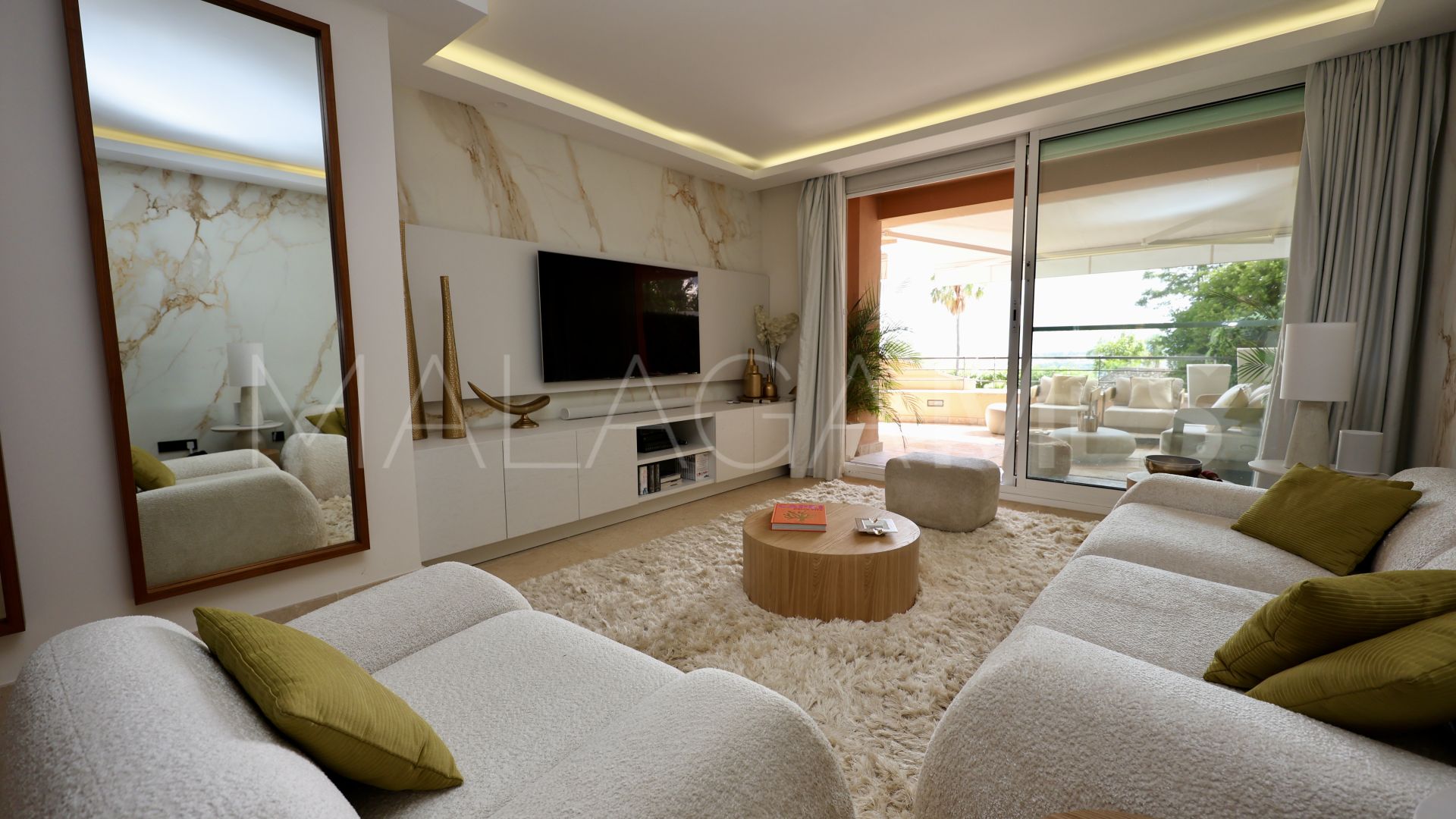Lägenhet for sale in Magna Marbella