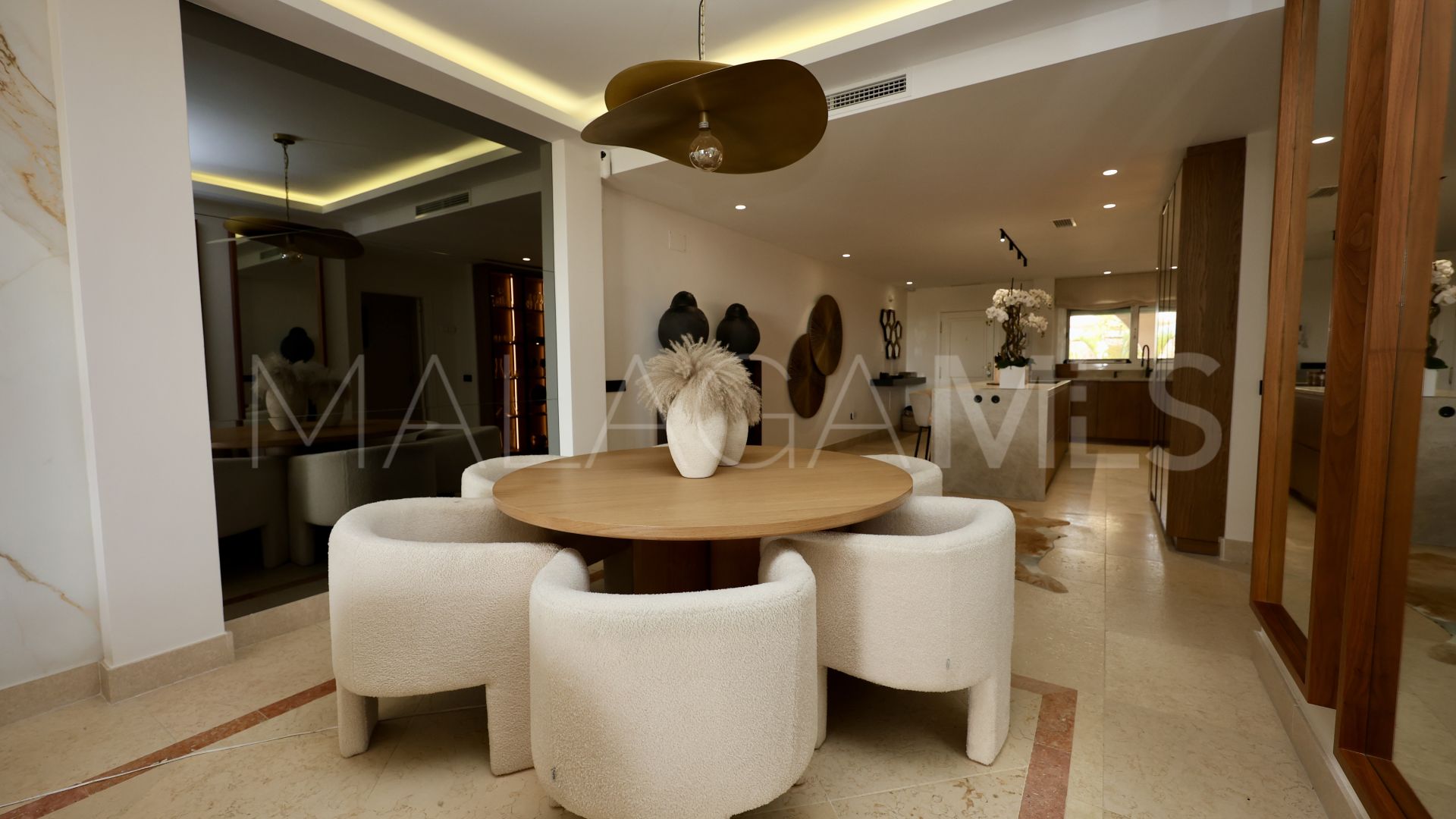 Lägenhet for sale in Magna Marbella