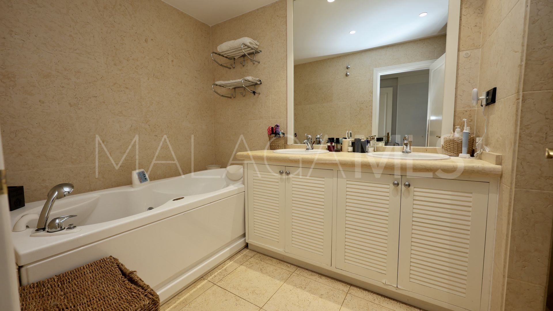 Lägenhet for sale in Magna Marbella