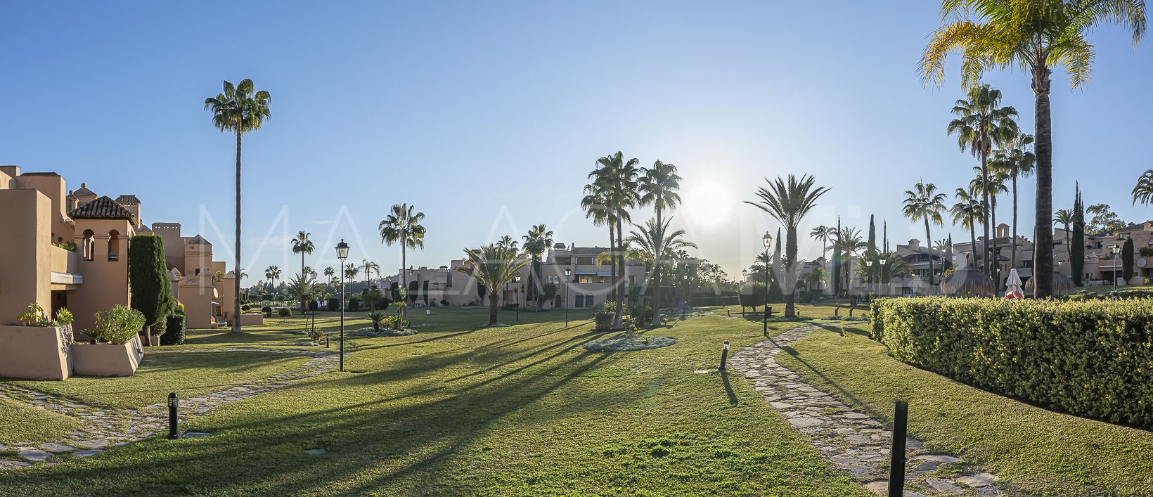 Duplex penthouse for sale in La Cartuja del Golf