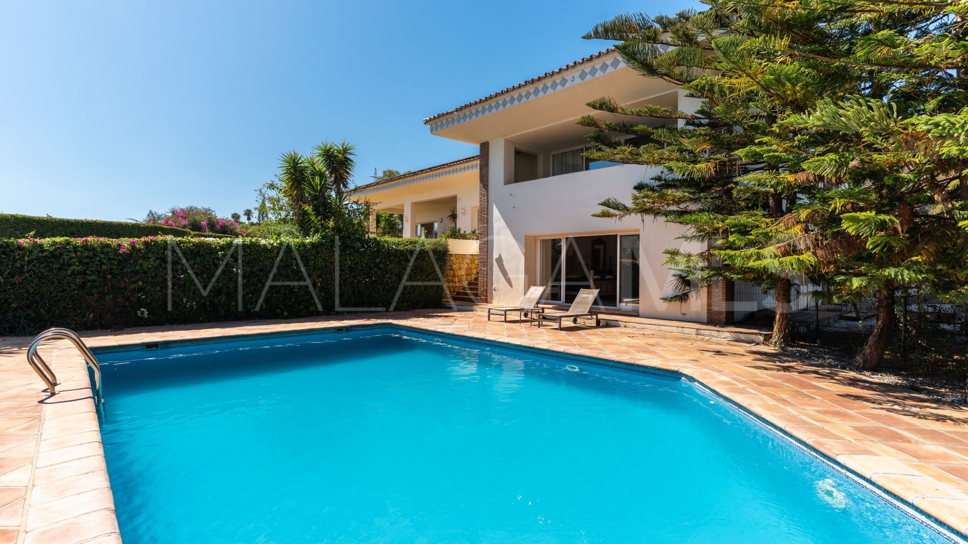 Villa for sale in Puerto del Capitan