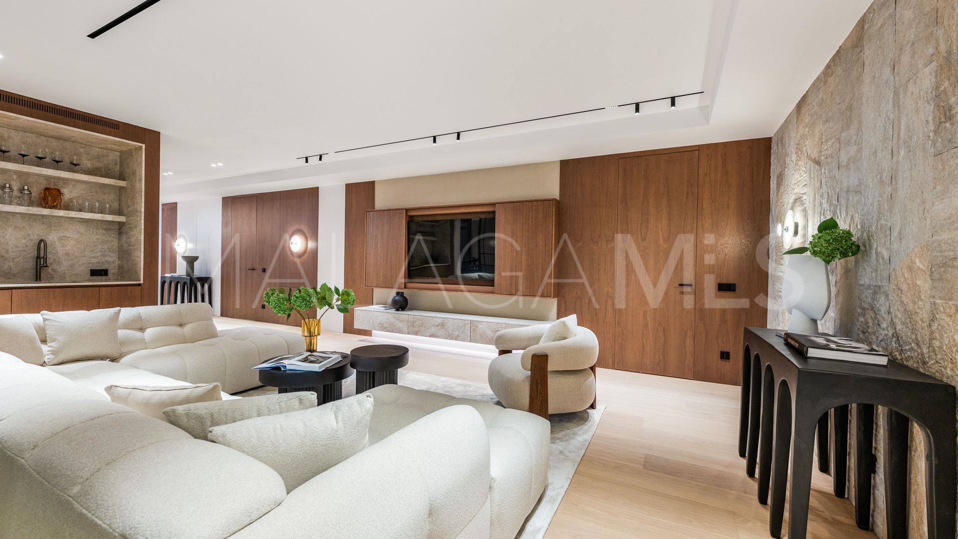Villa for sale in Marbesa