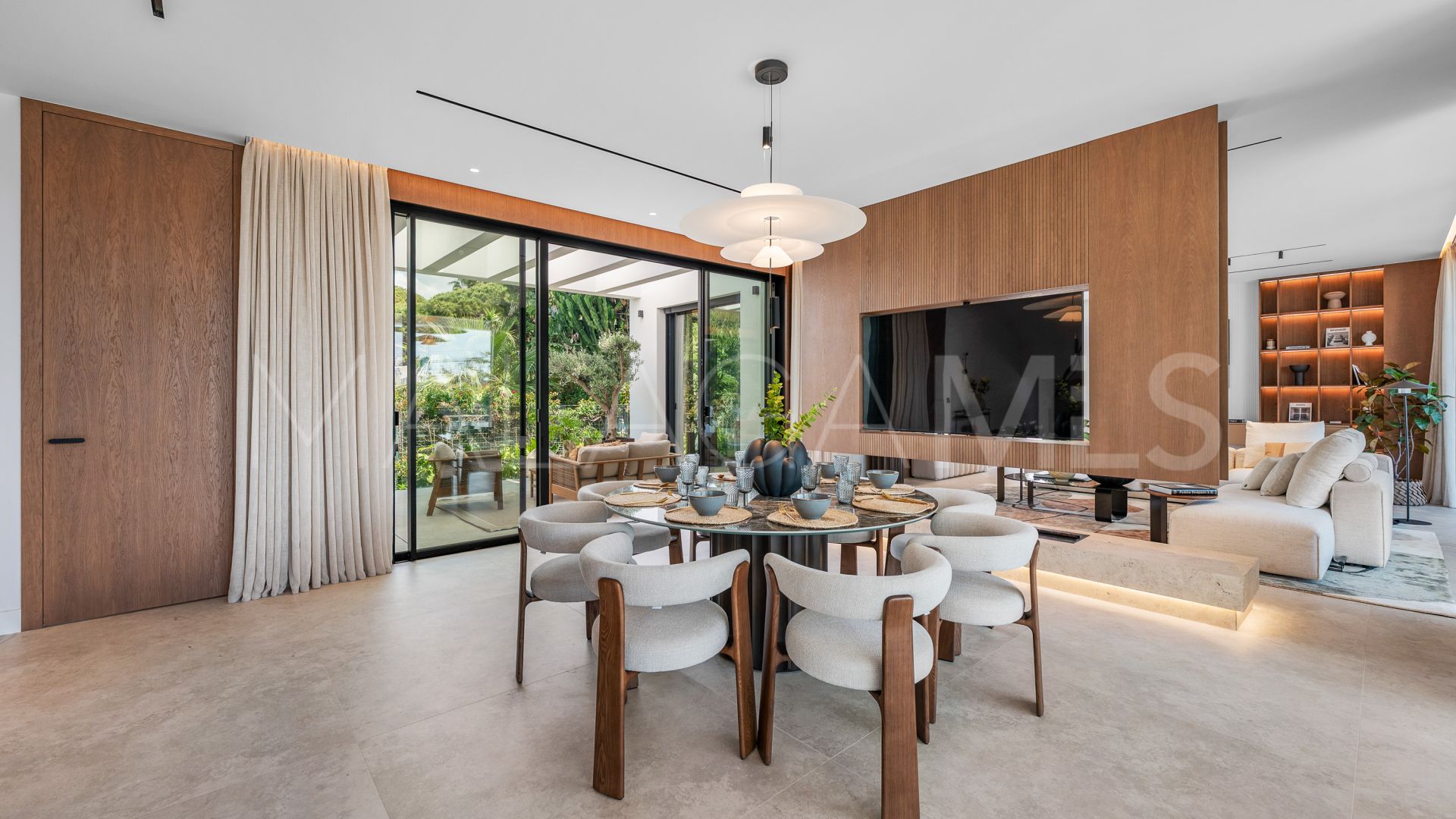 Villa for sale in Marbesa