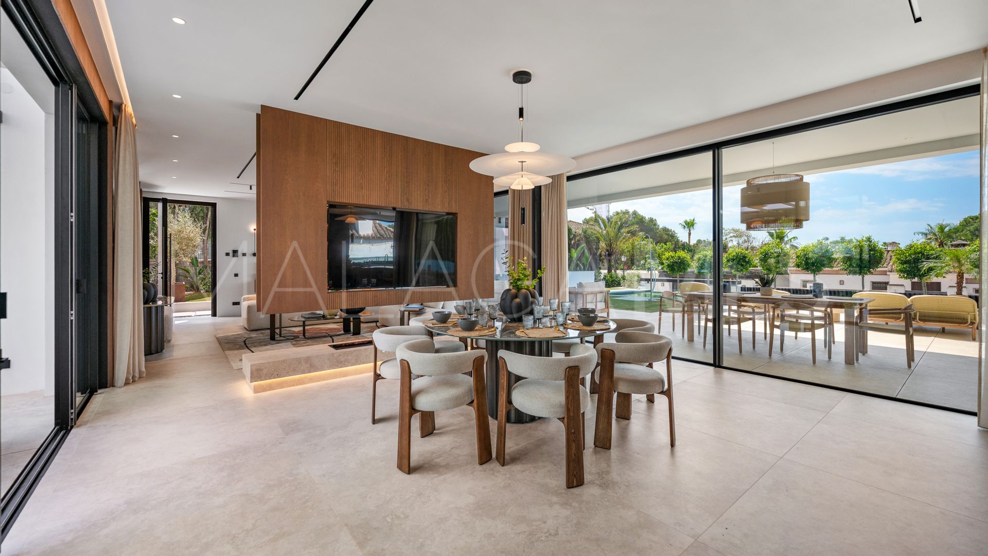 Villa for sale in Marbesa