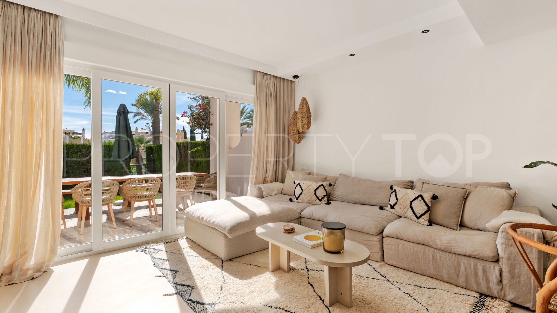 Town house with 3 bedrooms for sale in Bahia de Marbella