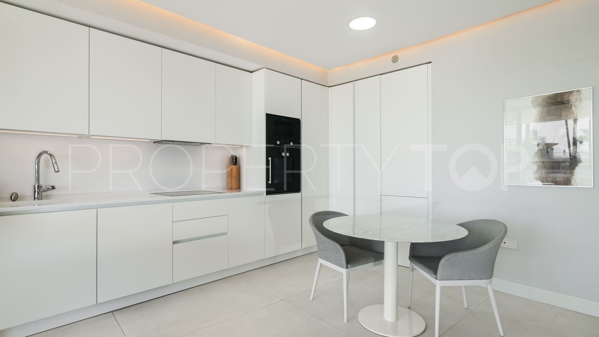 For sale 2 bedrooms apartment in The Edge