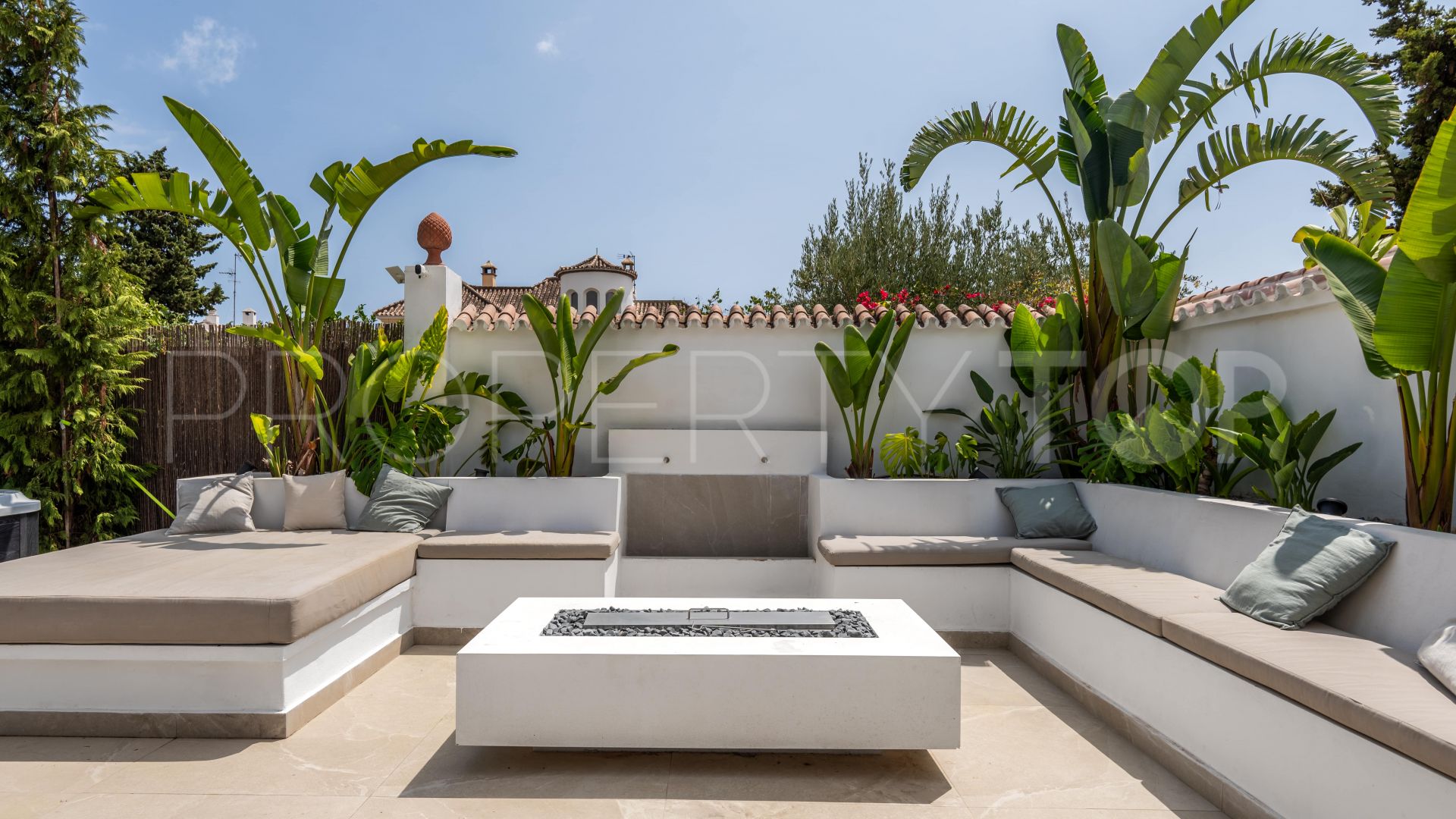 Villa for sale in San Pedro Playa