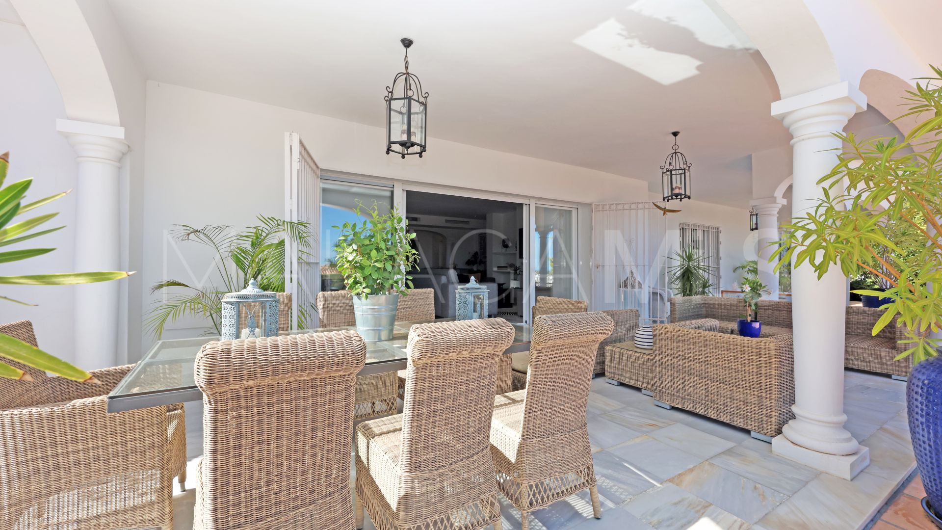 Villa for sale in Paraiso Alto