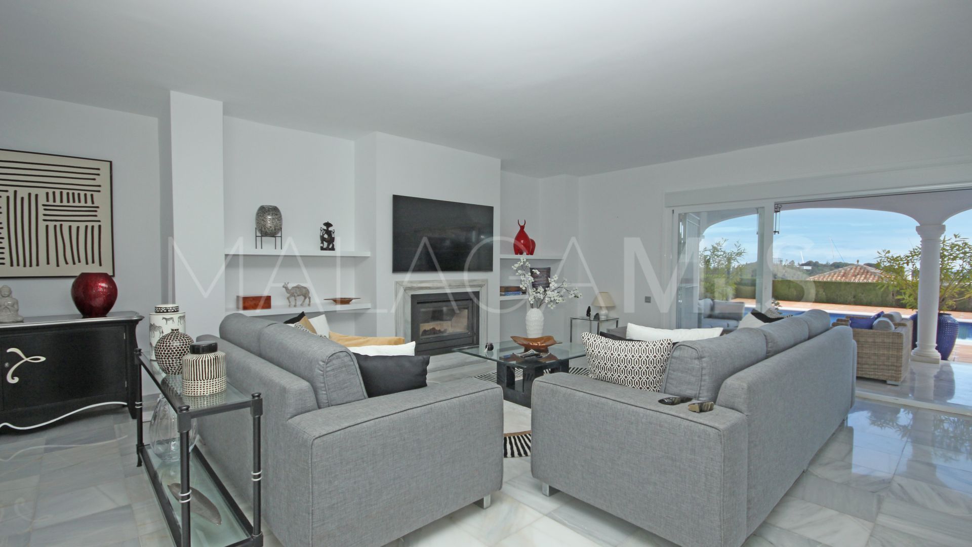 Villa for sale in Paraiso Alto