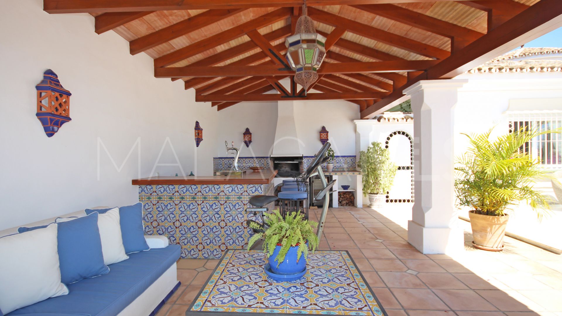 Villa for sale in Paraiso Alto