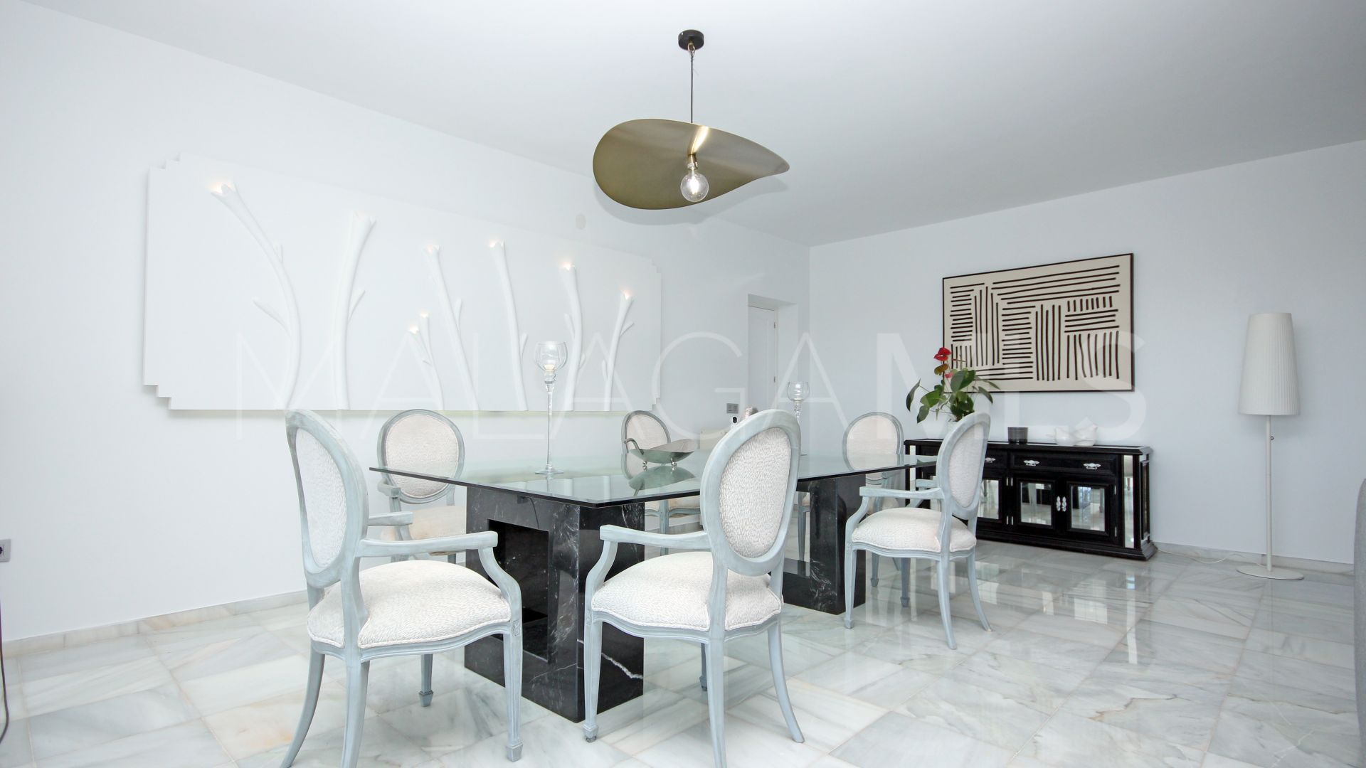 Villa for sale in Paraiso Alto