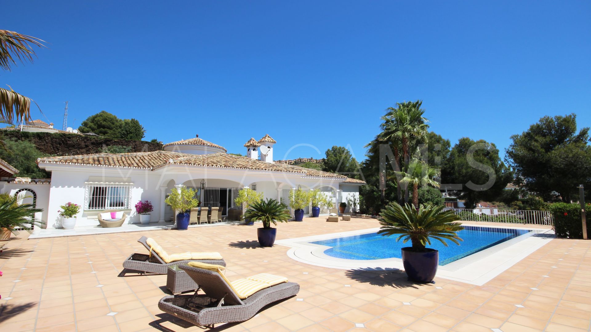 Villa for sale in Paraiso Alto