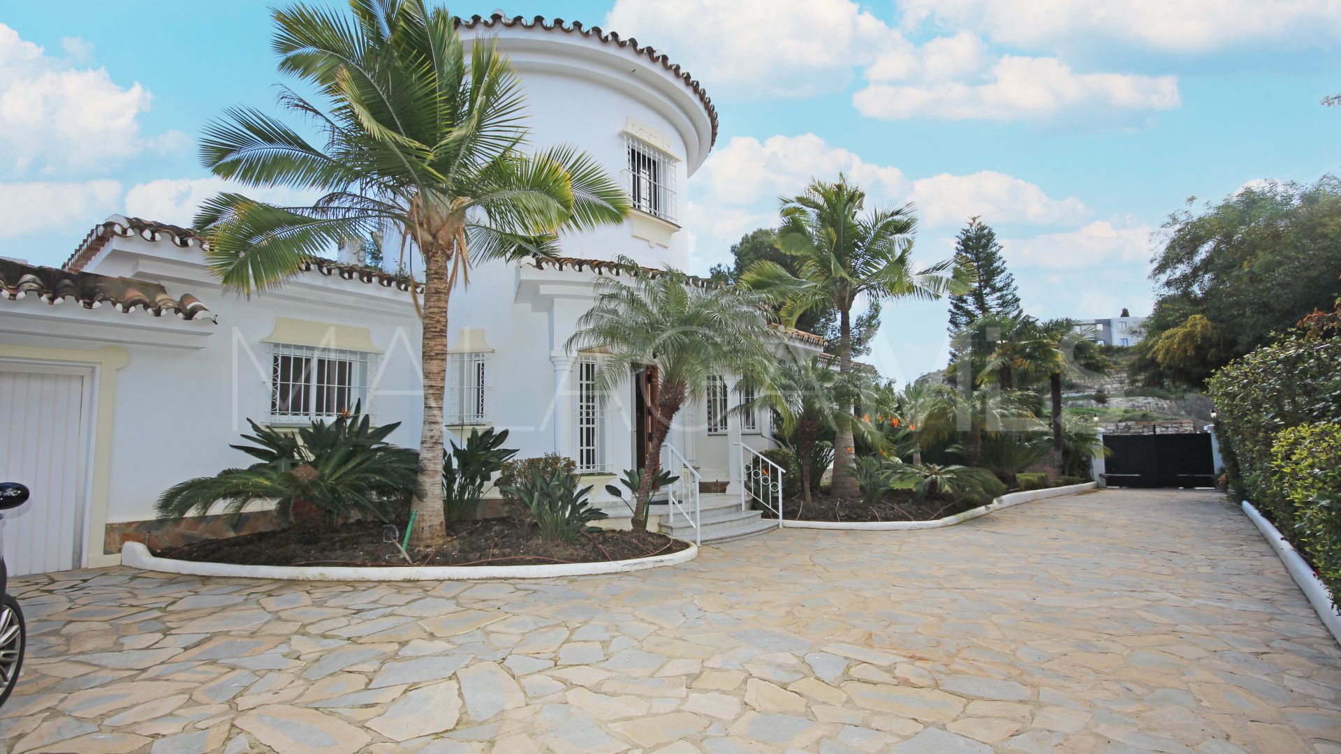 Villa for sale in Paraiso Alto