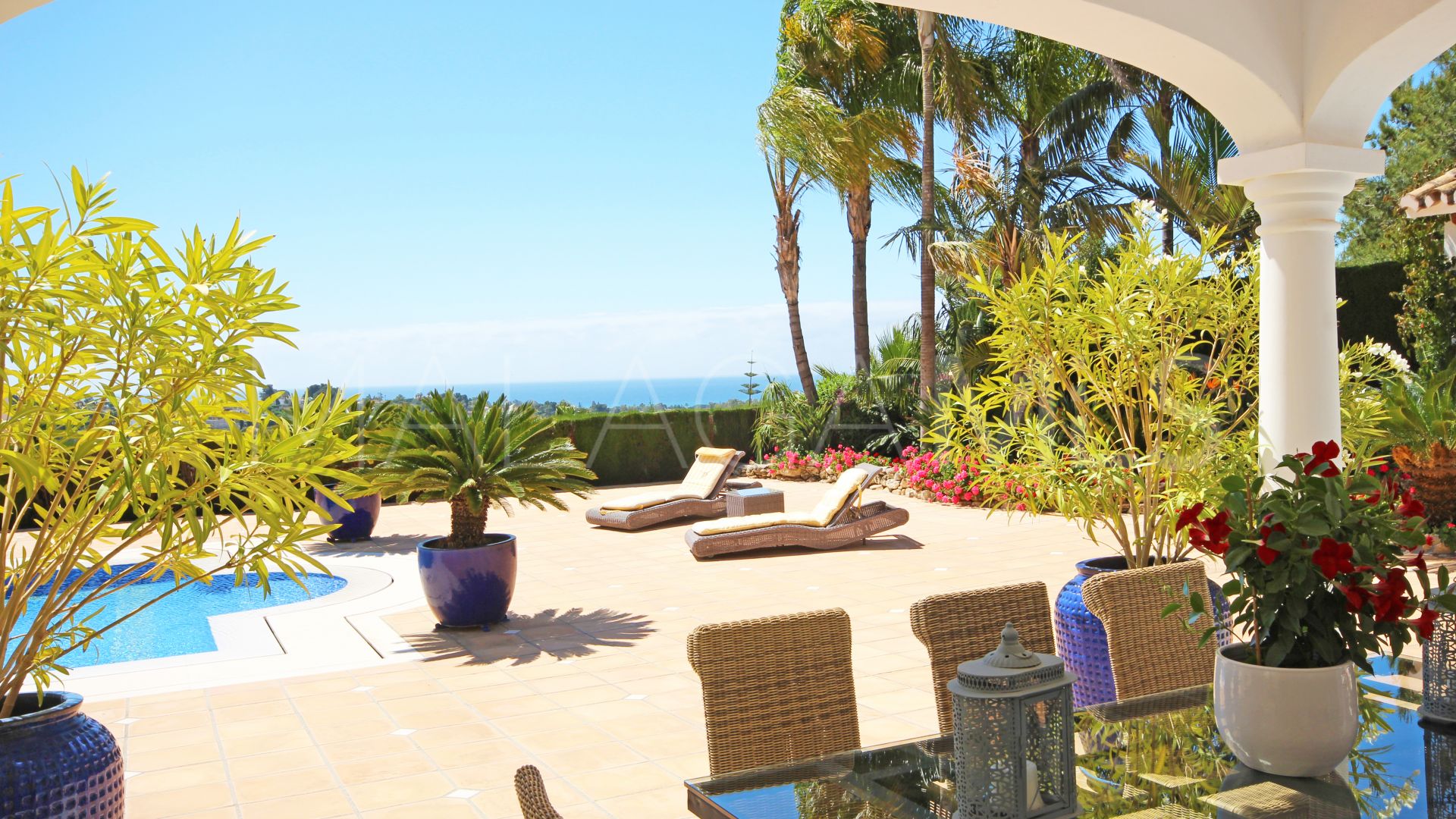Villa for sale in Paraiso Alto