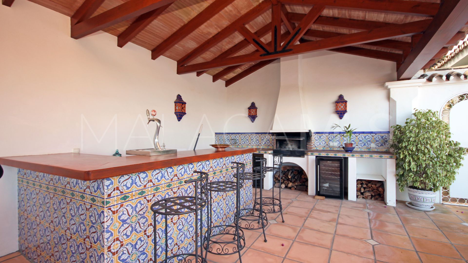 Villa for sale in Paraiso Alto