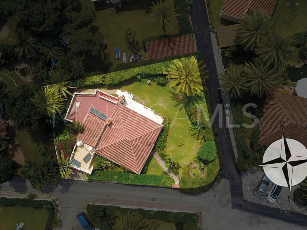 Buy villa in Marbesa de 3 bedrooms